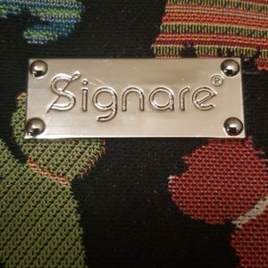 A Beatiful Rainbiw Vintage Never Used Puppy Purse